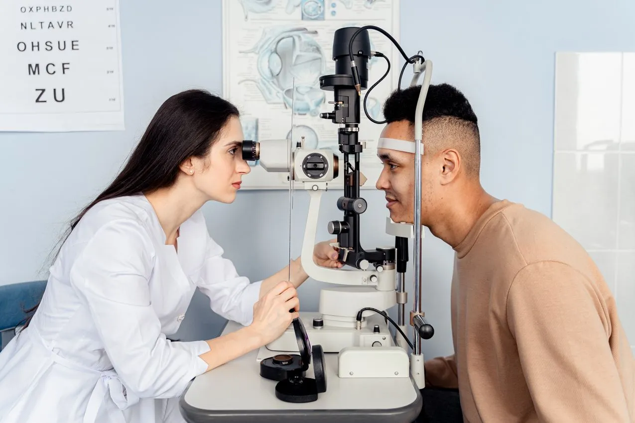 Optical coherence tomography scan of the retina and macula