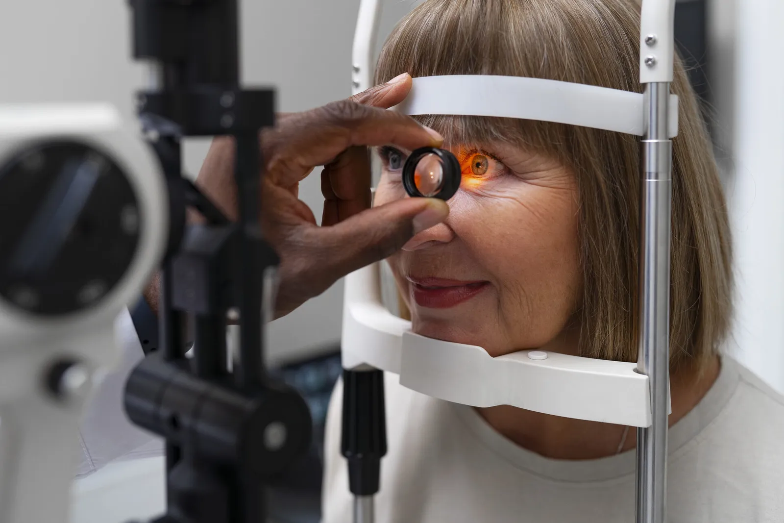 Optical coherence tomography scan of the optic nerve used to detect glaucoma damage