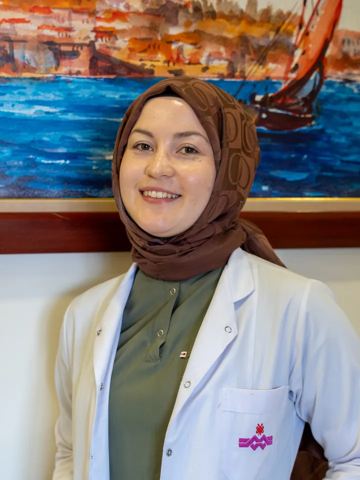 Asistan Dr. Nursima Kurt